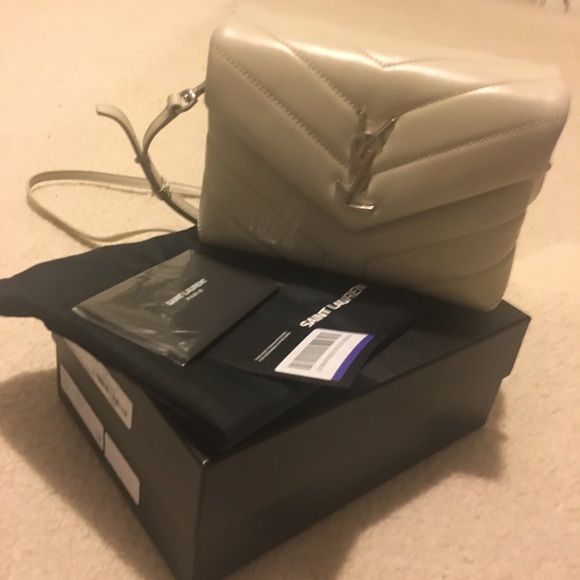 100% authentic ysl toy loulou crossbody bag - Picture 3 of 7